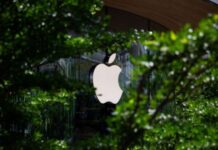 Apple против Samsung: названы самые ожидаемые смартфоны 2022 года