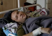 Российские оккупанты пленили украинского летчика и сняли с ним пропагандистский ролик