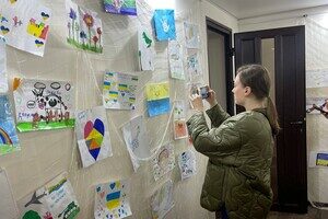 В Одессе открылась трогательная выставка детских рисунков в поддержку Украины В Одессе открылась трогательная выставка детских рисунков в поддержку Украины