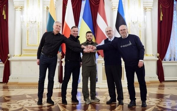Зеленский встретился с лидерами Литвы, Латвии, Эстонии и Польши Зеленский встретился с лидерами Литвы, Латвии, Эстонии и Польши