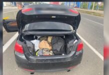 Одесские патрульные отчитались за сутки: задержали мужчину с патронами и бронежилетом
