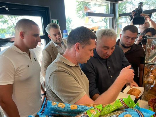 На Львівщині ексрегіонал будує хлібозавод, попри відсутність дозволу на виконання будівельних робіт, — нардеп