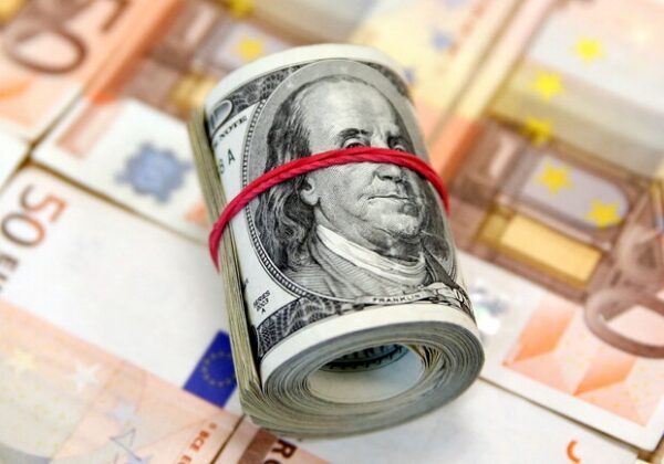 Курс валют в Украине 5 ноября 2022 года: сколько стоит доллар и евро