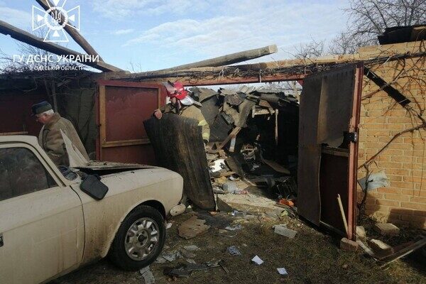 В Одесской области взорвался автомобиль: в домах повылетали стекла В Одесской области взорвался автомобиль: в домах повылетали стекла