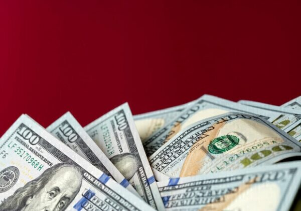 Курс валют в Украине 8 августа 2024 года: сколько стоит доллар и евро Курс валют в Украине 8 августа 2024 года: сколько стоит доллар и евро
