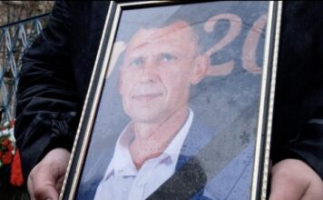В Одессе провели в последний путь медика, погибшего во время ракетного удара 18 ноября