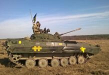 В 28-ю отдельную механизированную бригаду записываются сотни новобранцев