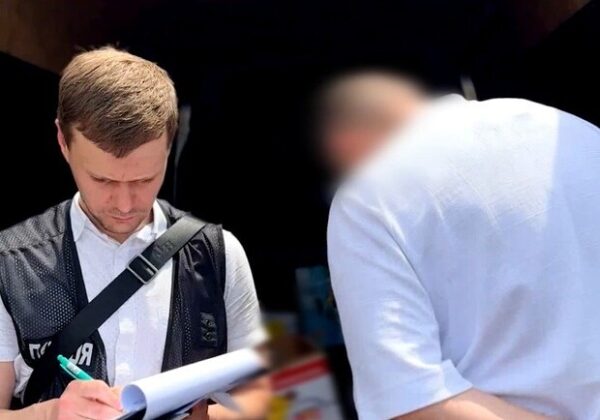 Житель Одесчины пытался подкупить военного: хотел присвоить благотворительные средства Житель Одесчины пытался подкупить военного: хотел присвоить благотворительные средства