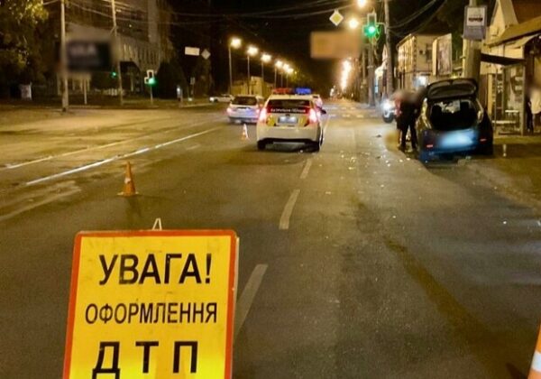 ДТП на Дальницкой в Одессе: погиб пешеход и травмировались пассажиры ДТП на Дальницкой в Одессе: погиб пешеход и травмировались пассажиры