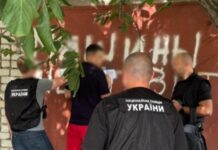 Права за две тысячи долларов: в Одессе молодой человек зарабатывал на услугах сервисных центров