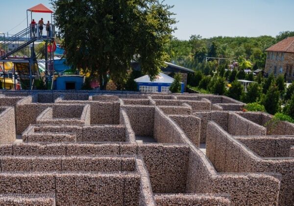 Лабиринт из ракушек: в Одесской области установили рекорд Украины Лабиринт из ракушек: в Одесской области установили рекорд Украины