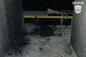 Ночная дроновая атака: в Одессе под ударом оказалась многоэтажка Ночная дроновая атака: в Одессе под ударом оказалась многоэтажка