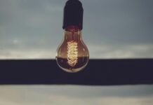 Одесса во тьме: какие графики отключений света будут действовать в пятницу