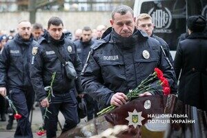 Погиб на востоке Украины: в Одессе простились с полицейским Николаем Яковецким Погиб на востоке Украины: в Одессе простились с полицейским Николаем Яковецким