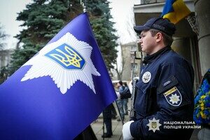 Погиб на востоке Украины: в Одессе простились с полицейским Николаем Яковецким Погиб на востоке Украины: в Одессе простились с полицейским Николаем Яковецким