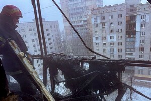 Обстрел Одесчины на рассвете: под ударом оказалась многоэтажка Обстрел Одесчины на рассвете: под ударом оказалась многоэтажка