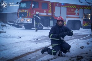Обстрел Одесчины на рассвете: под ударом оказалась многоэтажка Обстрел Одесчины на рассвете: под ударом оказалась многоэтажка