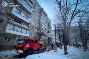 Обстрел Одесчины на рассвете: под ударом оказалась многоэтажка Обстрел Одесчины на рассвете: под ударом оказалась многоэтажка