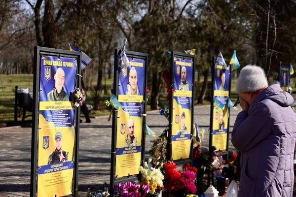Память будет жить: на Аллее Героев в Одессе появились новые имена Память будет жить: на Аллее Героев в Одессе появились новые имена