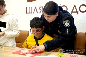 Писанки и национальные традиции: в Одессе ювеналы устроили Пасху для детей-ВПЛ Писанки и национальные традиции: в Одессе ювеналы устроили Пасху для детей-ВПЛ