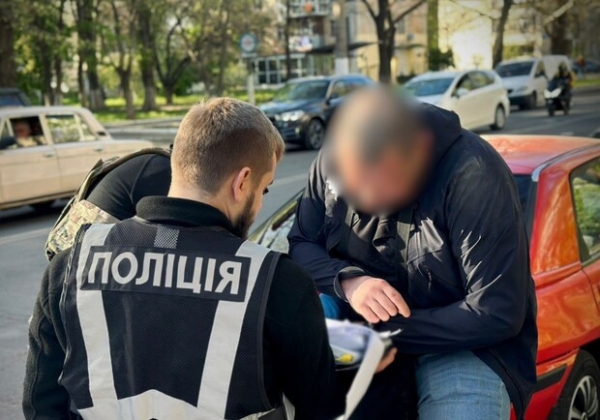 Или плати, или в штурмовики: в Одессе военный требовал деньги за службу в тылу Или плати, или в штурмовики: в Одессе военный требовал деньги за службу в тылу